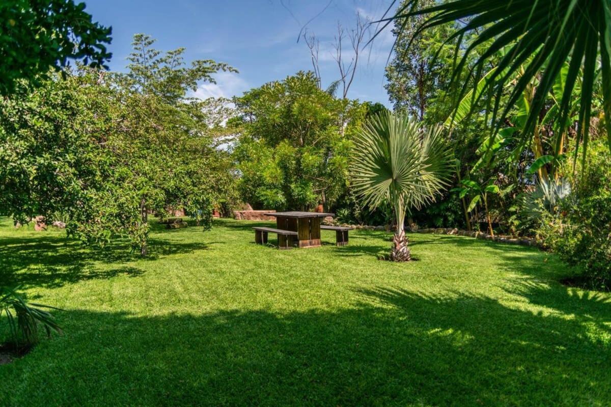 Casa Galeana- Tropical 1-Bd 1-Wc Mountain Top Luxury Suite With Stunning Views Ajijic Extérieur photo